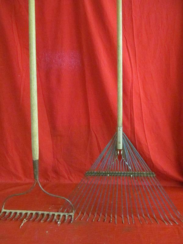 rakes