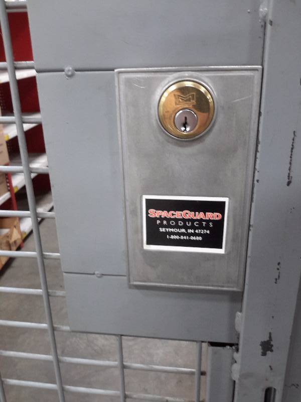lot 16 image: Heavy steel grated doorgate