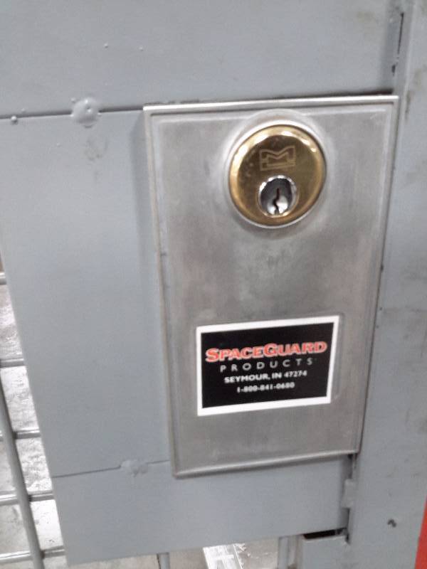 lot 17 image: Heavy steel grated doorgate