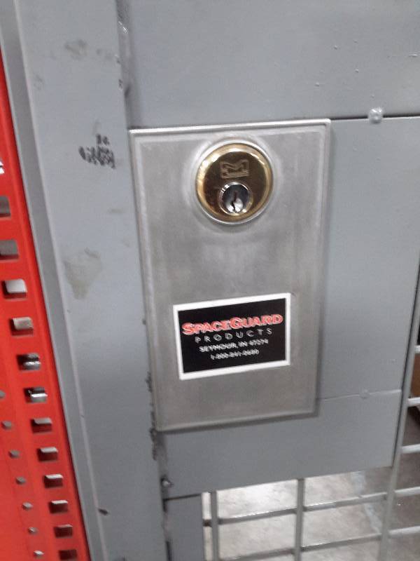 lot 18 image: Heavy steel grated doorgate
