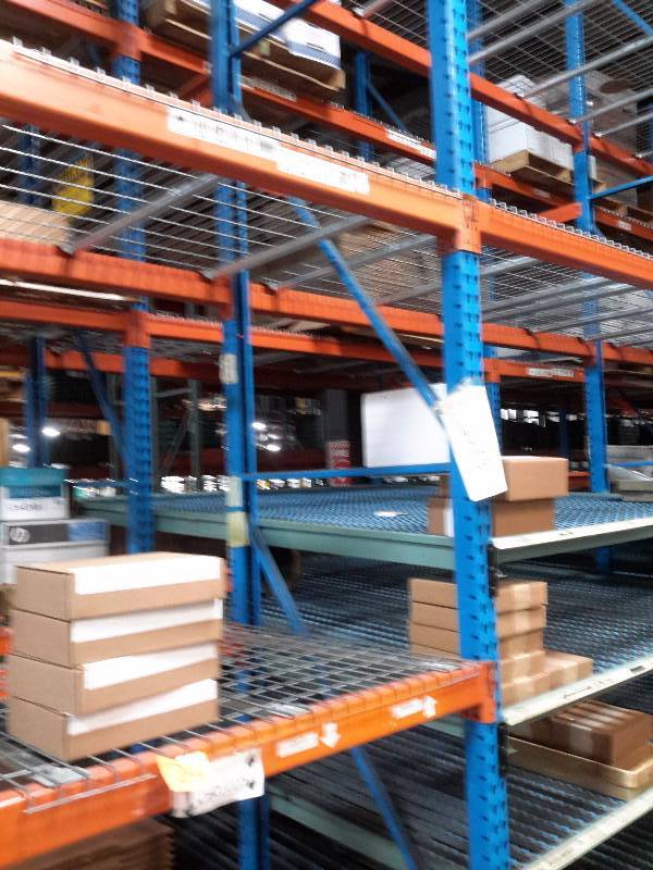 lot 24 image: Heavy Duty Pallet Racking
