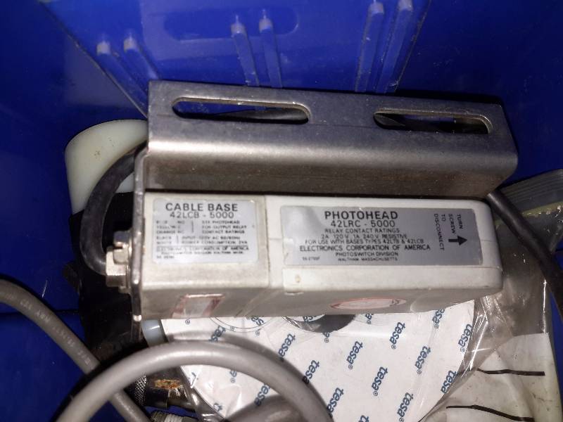 lot 58 image: 2 boxes fo misc. electrical controls, wire,recepticles