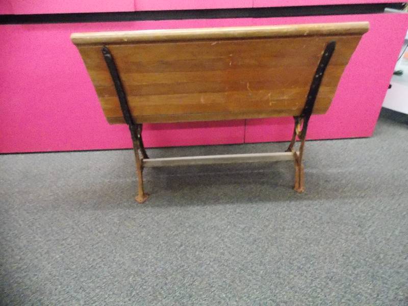 lot 2 image: Vintage Bench with Cast Iron Legs