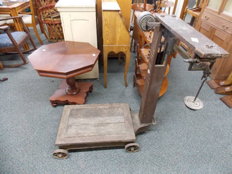lot 13 image: Vintage Fairbanks Grain Scale with Weights
