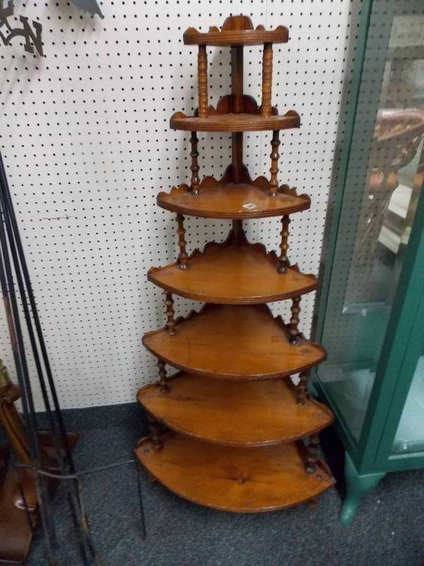 lot 14 image: 7 Tier Corner Shelf Rack