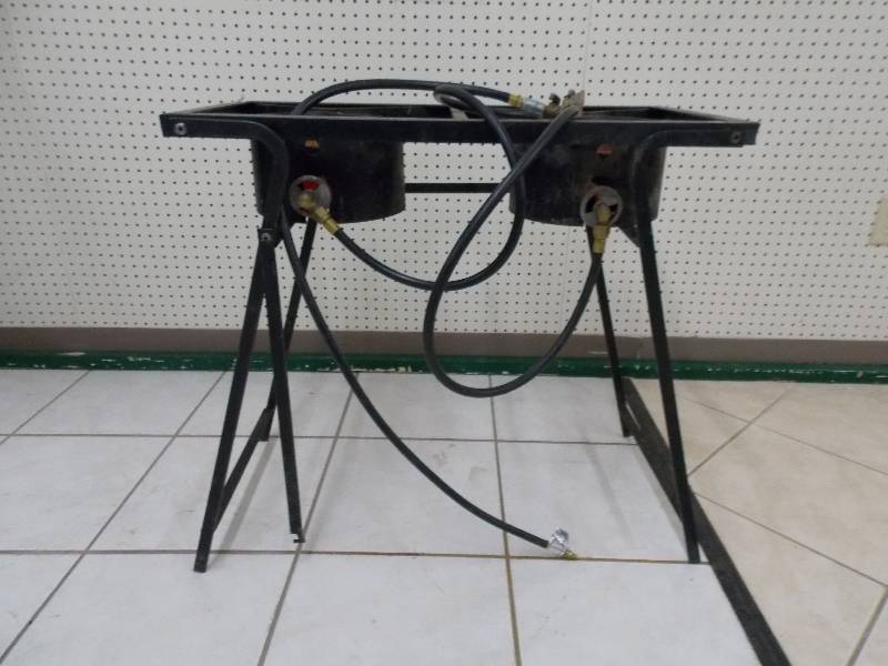 lot 54 image: Gas Double Burner