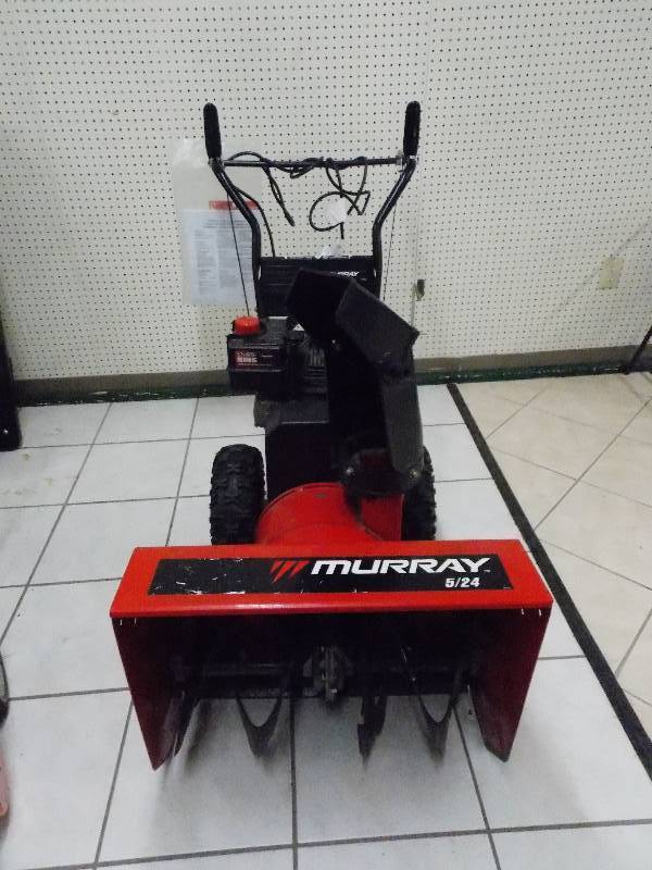 lot 56 image: Murry 5HP 24 Snow Blower