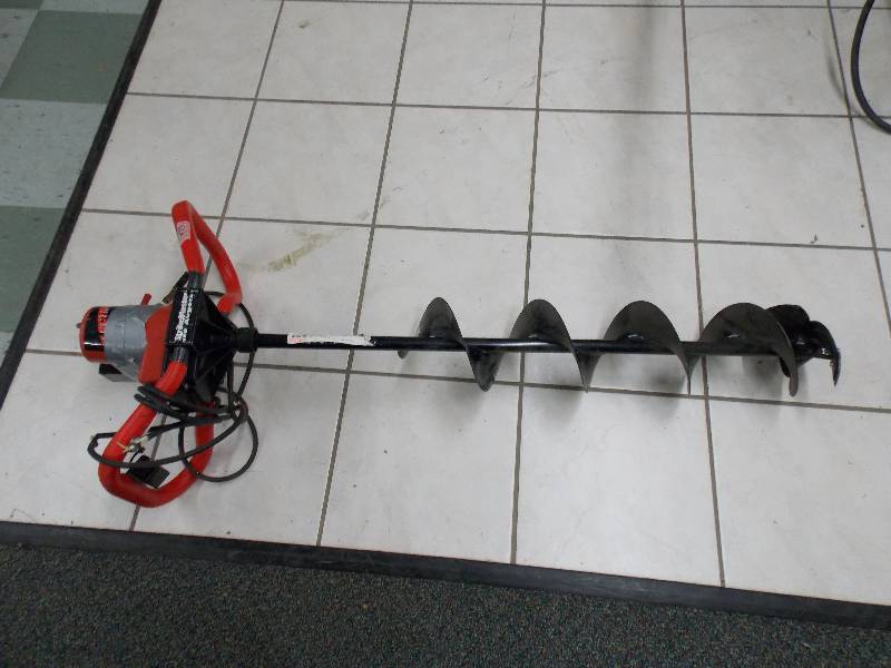 lot 67 image: 12 Volt Electric Ice Auger