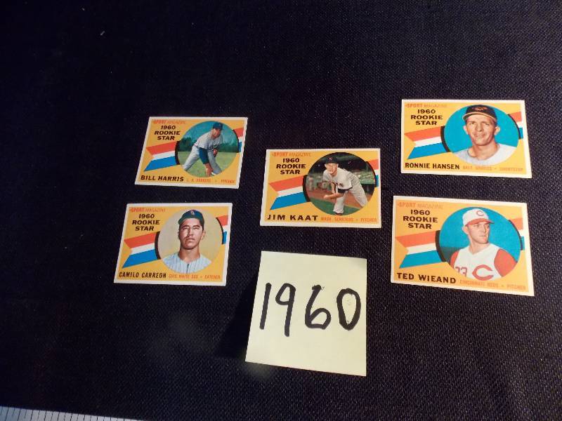 lot 129 image: 1960 Baseball Cards