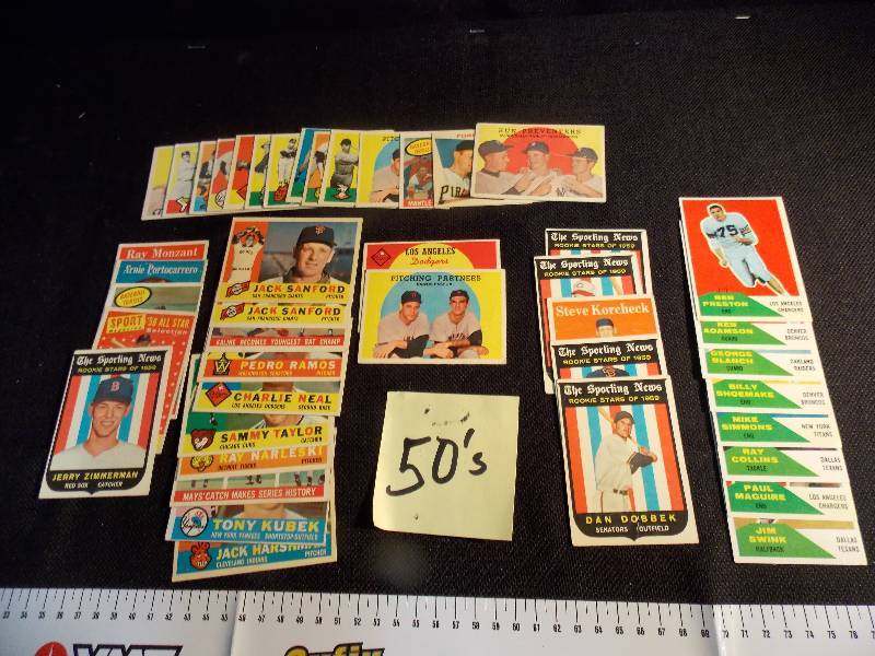 lot 130 image: 1950s Mix Lot of Baseball & Football Cards