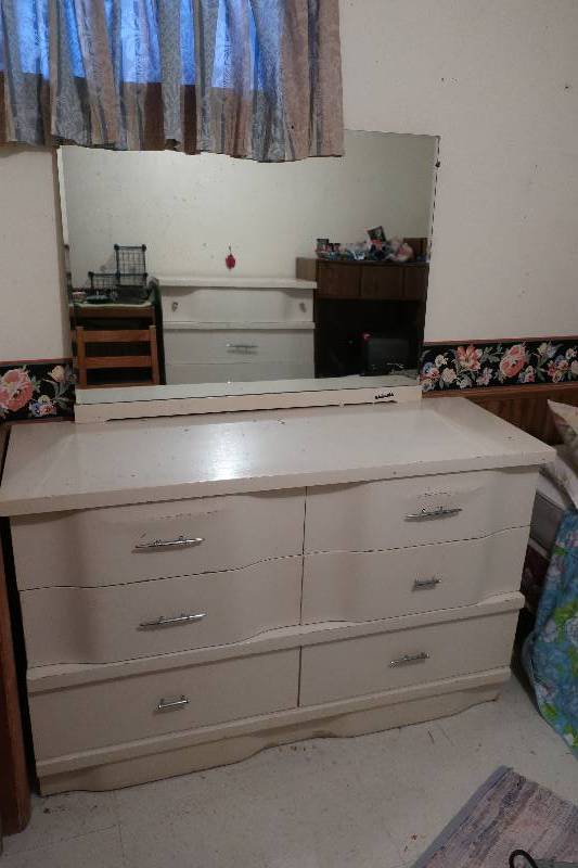 VINTAGE DRESSER AND MIRROR
