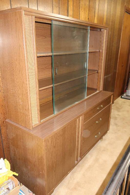 HUTCH, 52 WIDE X 62 TALL