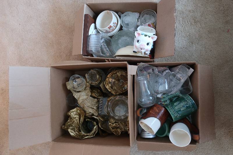 3 BOXES MISC GLASS WARE AND MUGS, PIG PLANTER FROM JAPAN