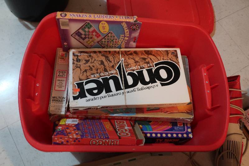 TOTE OF VINTAGE GAMES