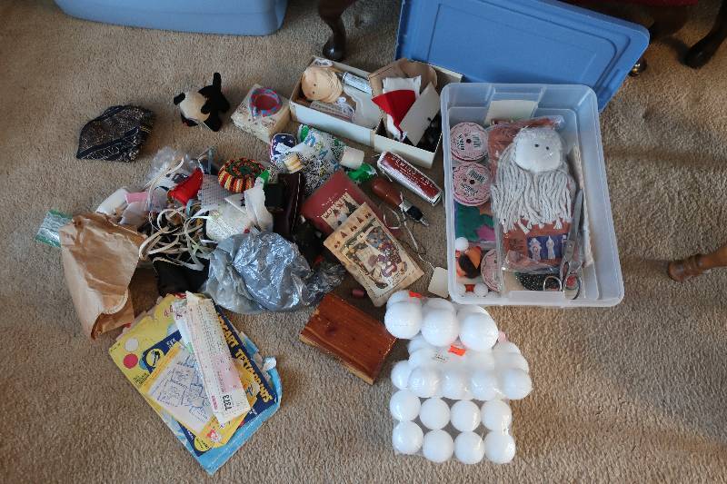 SEWING CRAFT LOT