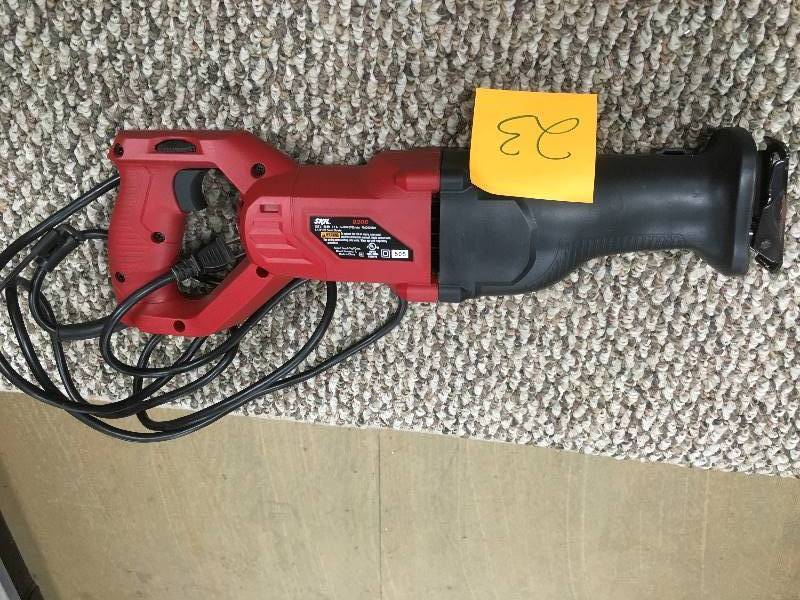 lot 23 image: SKIL 120 Volt 9206-02 7.5 Amp Reciprocating Saw - Open Box