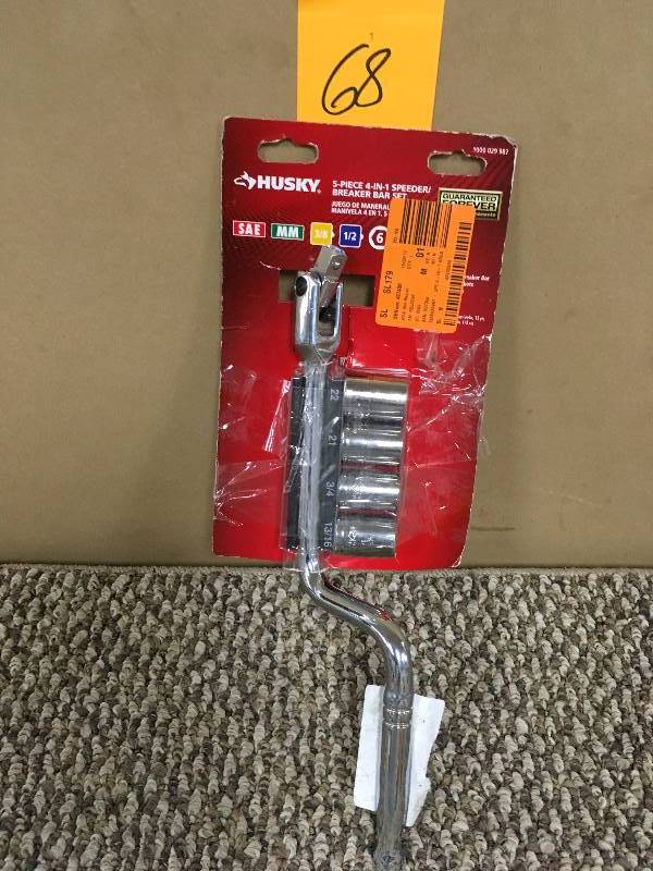 lot 68 image: Husky 5-Piece 4-in-1 SpeederBreaker Bar Set - Open Box
