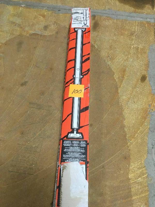 lot 100 image: Tiger Brand Jack Post JS-100 4 ft. 8 inch - 8 ft. 4 inch. Gauge Adjustable Jack Post - Open Box never used