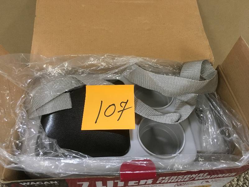 lot 107 image: Wagan Tech 7 Liter Personal FridgeWarmer - Open Box