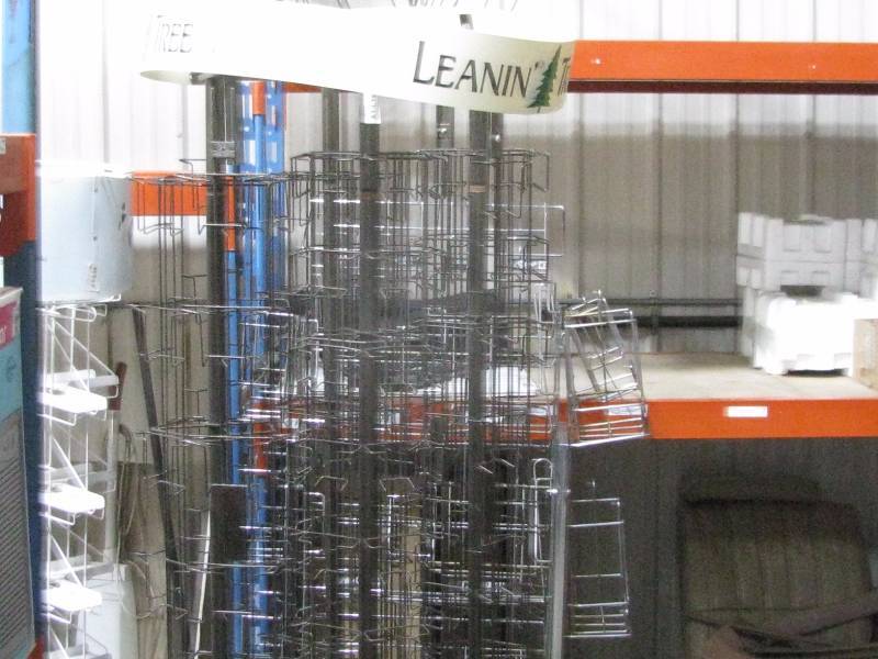 lot 22 image: Metal Card Rack