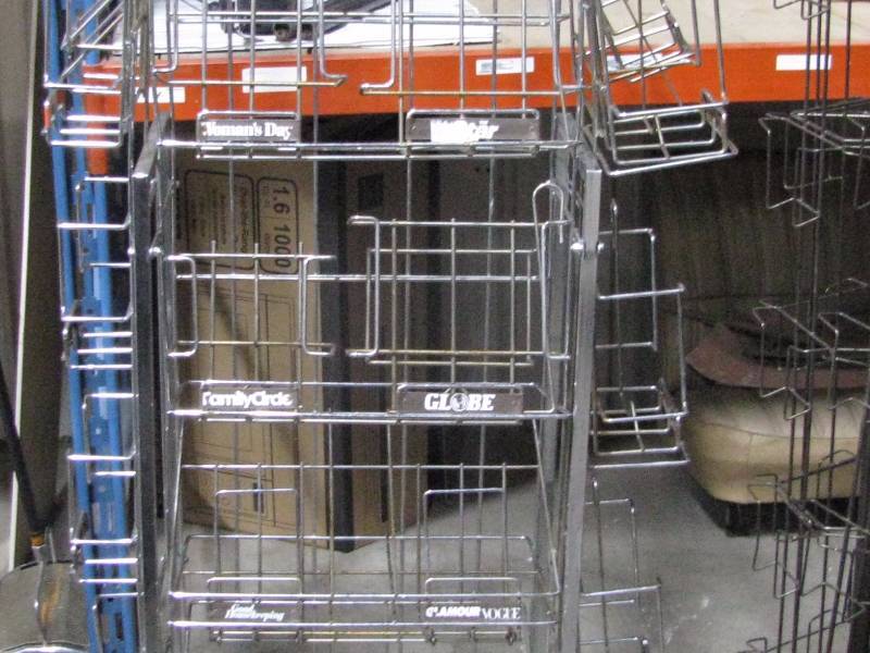 lot 23 image: Metal Magazine Rack