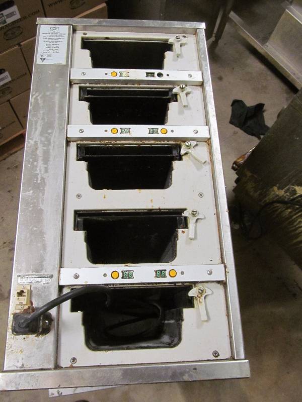 lot 4 image: Product holding cabinet