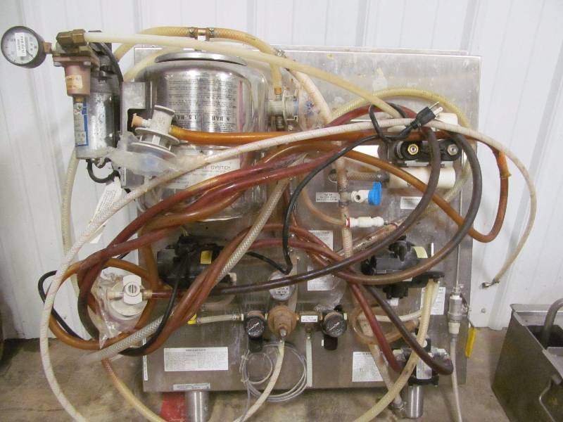 lot 12 image: root beer calibrating unit