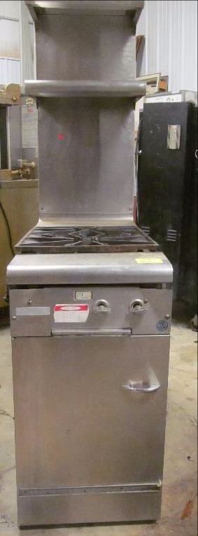 lot 17 image: Volcan natural gas stove