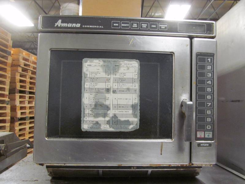 lot 19 image: Amana commercial microwave oven