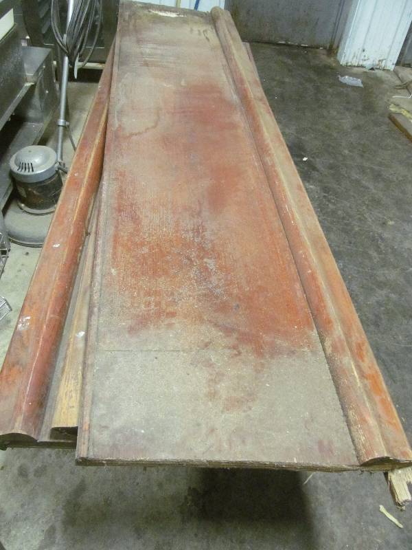 lot 61 image: bar tops