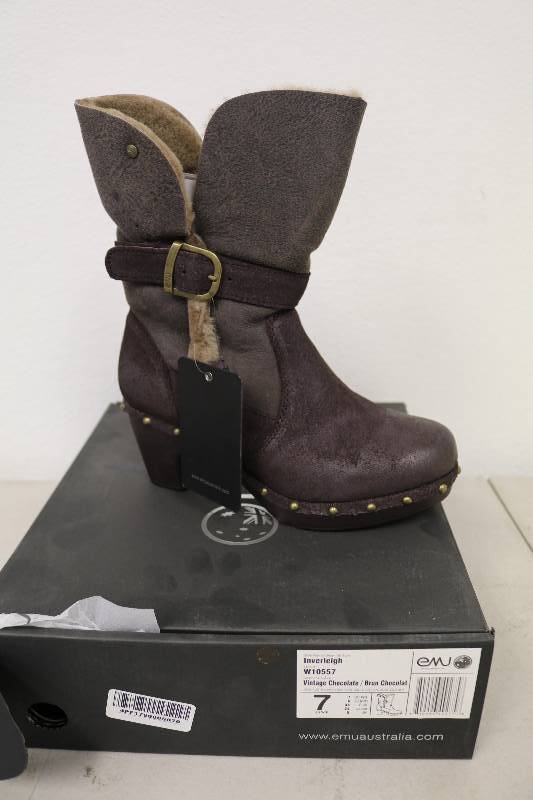 Womens Boots