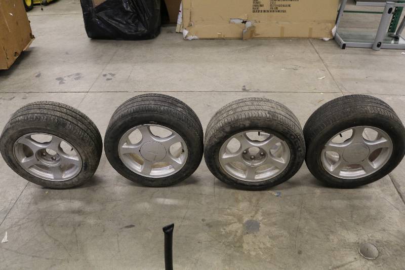 Mustang RimsTires