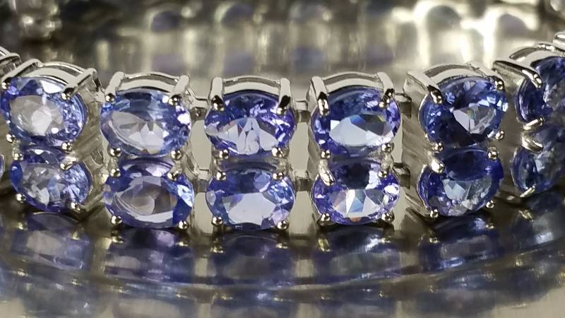 lot 31 image: Tanzanite Bracelet - $4,495 Appraisal