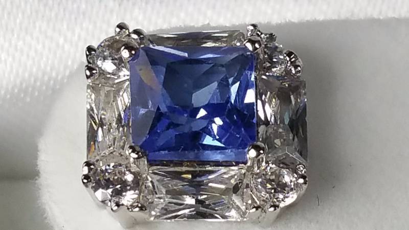 lot 35 image: Tanzanite and White Topaz Earrings