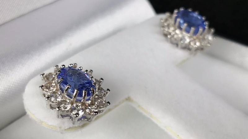 lot 66 image: Tanzanite Earrings