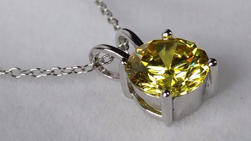 lot 71 image: Canary Yellow Sapphire Necklace