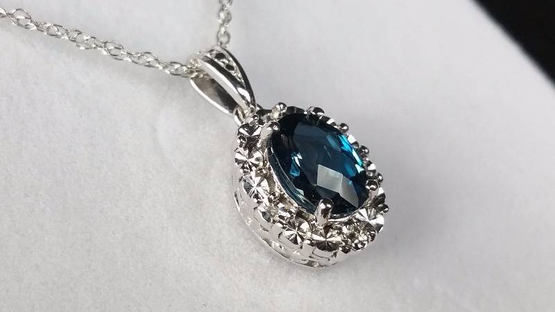 lot 74 image: Blue Topaz Necklace - New With $500 Kohls Tag