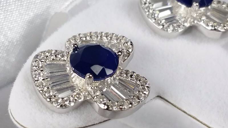 lot 78 image: Sapphire Earrings