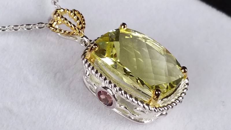 lot 131 image: Citrine Necklace