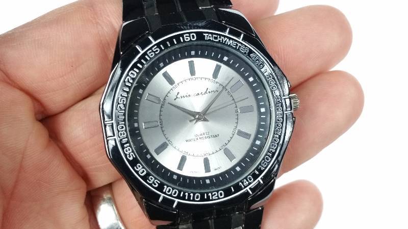 lot 166 image: Luis Cardini Mens Watch