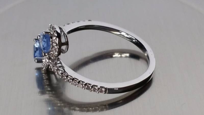 lot 178 image: Tanzanite Ring
