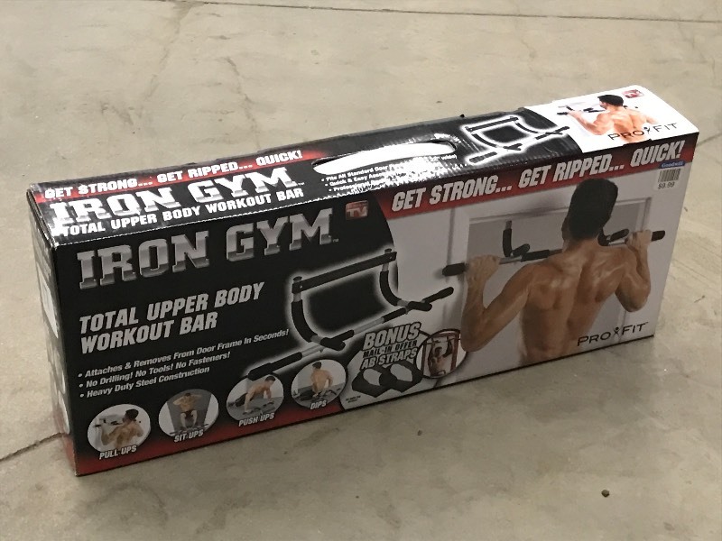 lot 17 image: New Iron Gym Upper-Body Workout Bar...