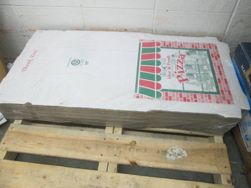 lot 97 image: Case of 50 - 18 inch  Pizza Boxes...