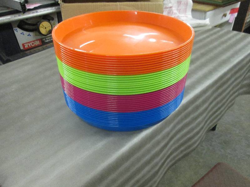 lot 225 image: Case of 36-15.75 inch Solid Colored...