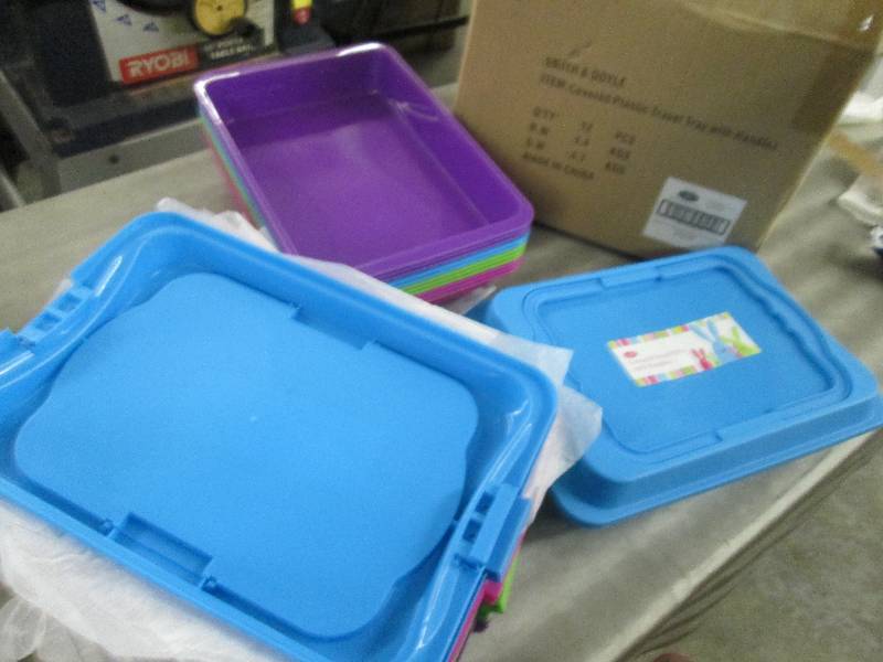 lot 230 image: Lot of 12 Covered Plastic Trays wit...