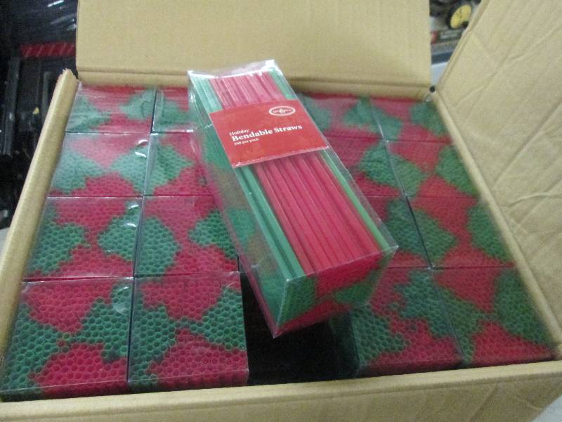lot 275 image: Case of 2000  8 inch RedGreen Drin...