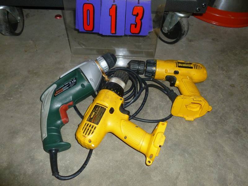 SnS Auctions # 293  Snowblowers and Snowblowers.