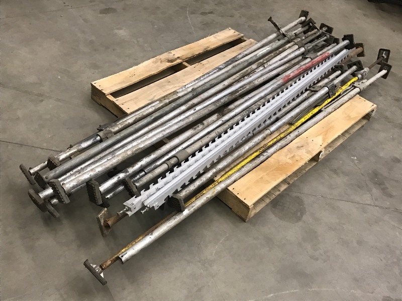 lot 16 image: Large Lot Of (14) Commercial Load B...