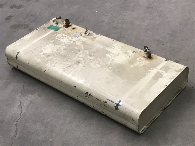 lot 37 image: 44 Steel Boat Fuel Tank ...