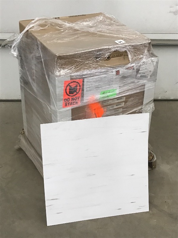 lot 64 image: Pallet Lot Of Tile